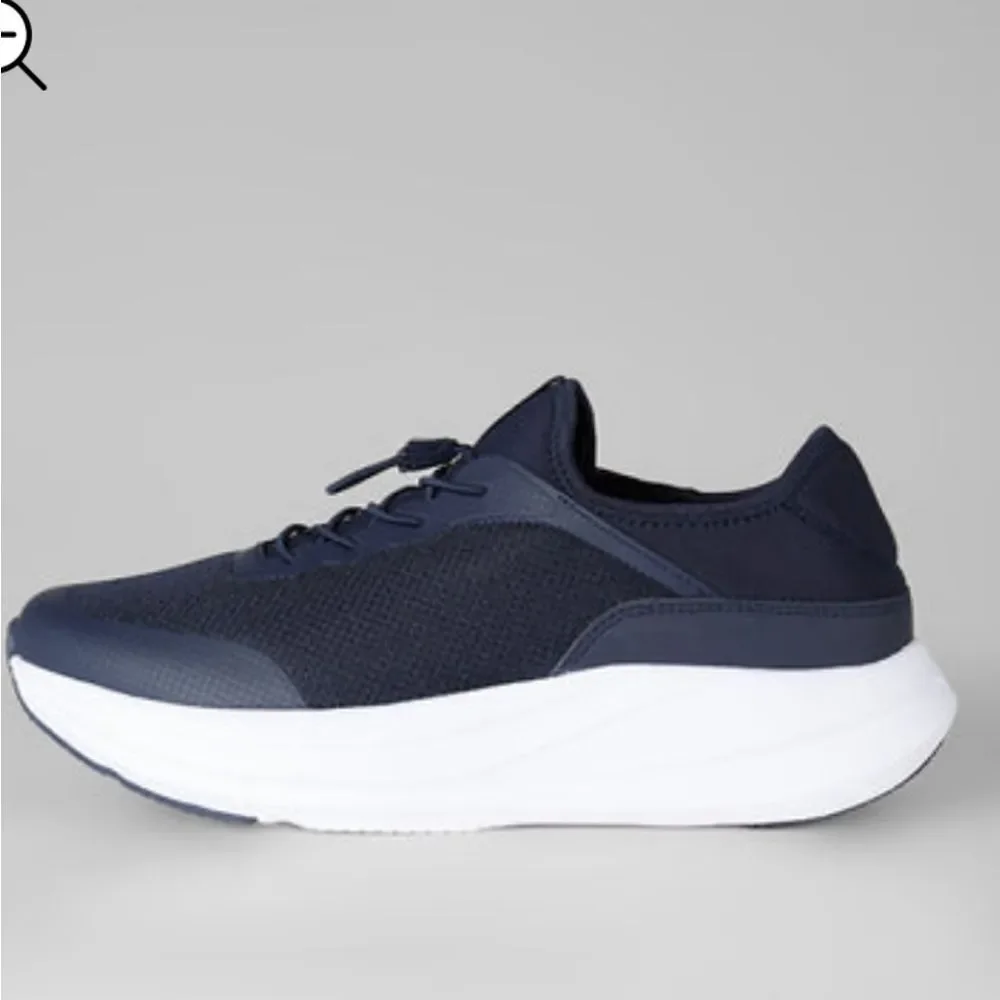 32 Degrees Cloudy Sneakers
